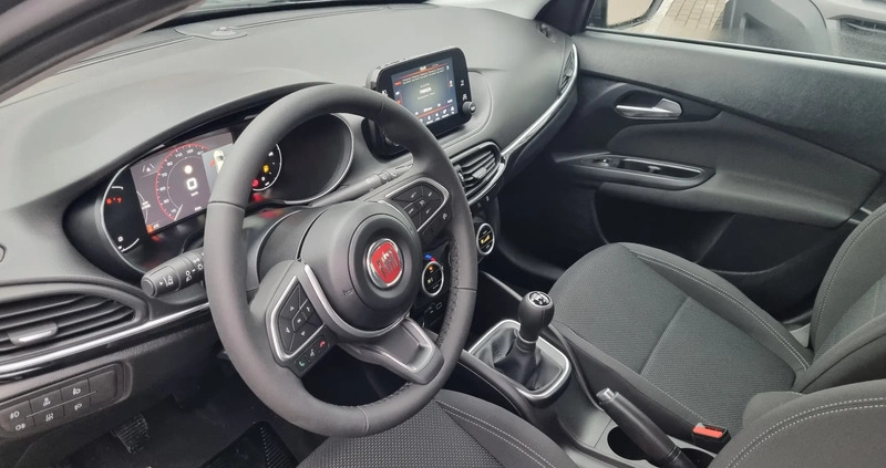 Fiat Tipo cena 81000 przebieg: 1, rok produkcji 2022 z Rogoźno małe 16